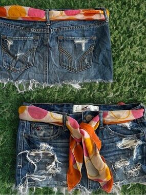 VTG Y2K Hollister Blue Distressed Denim Mini Skirt & Pink/Orange/Yellow Scarf